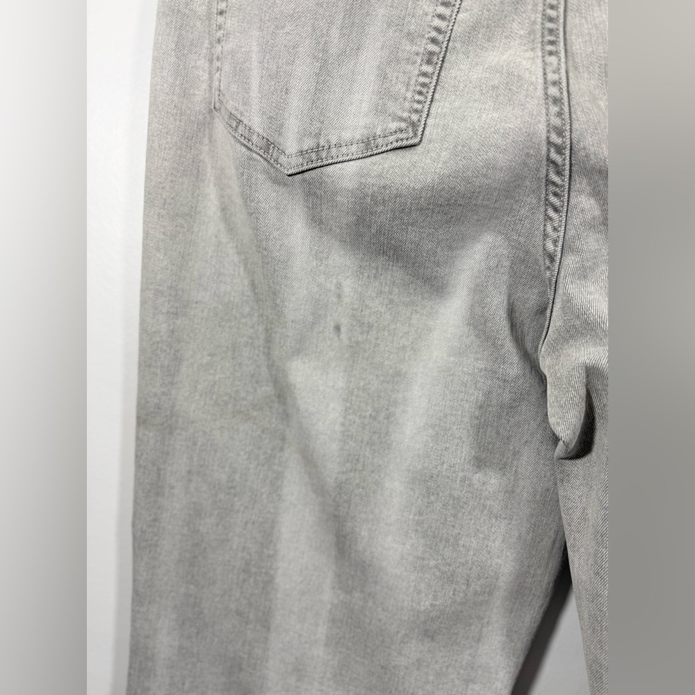 LOGO by Lori Goldstein Women’s Light Gray Straight Jeans Size 10 - Picture 6 of 15